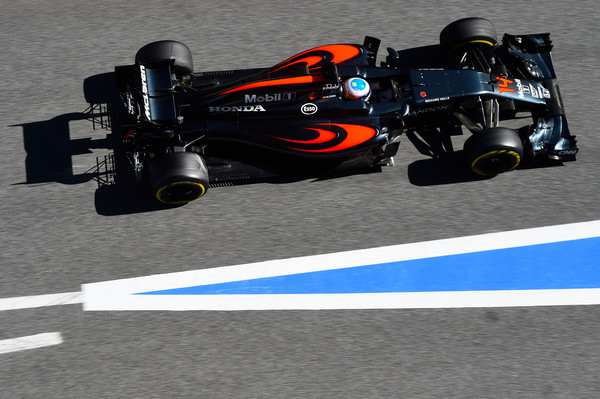 fernando_alonso_f1_testing_barcelona_day_three_gpiecsypmoul.jpg