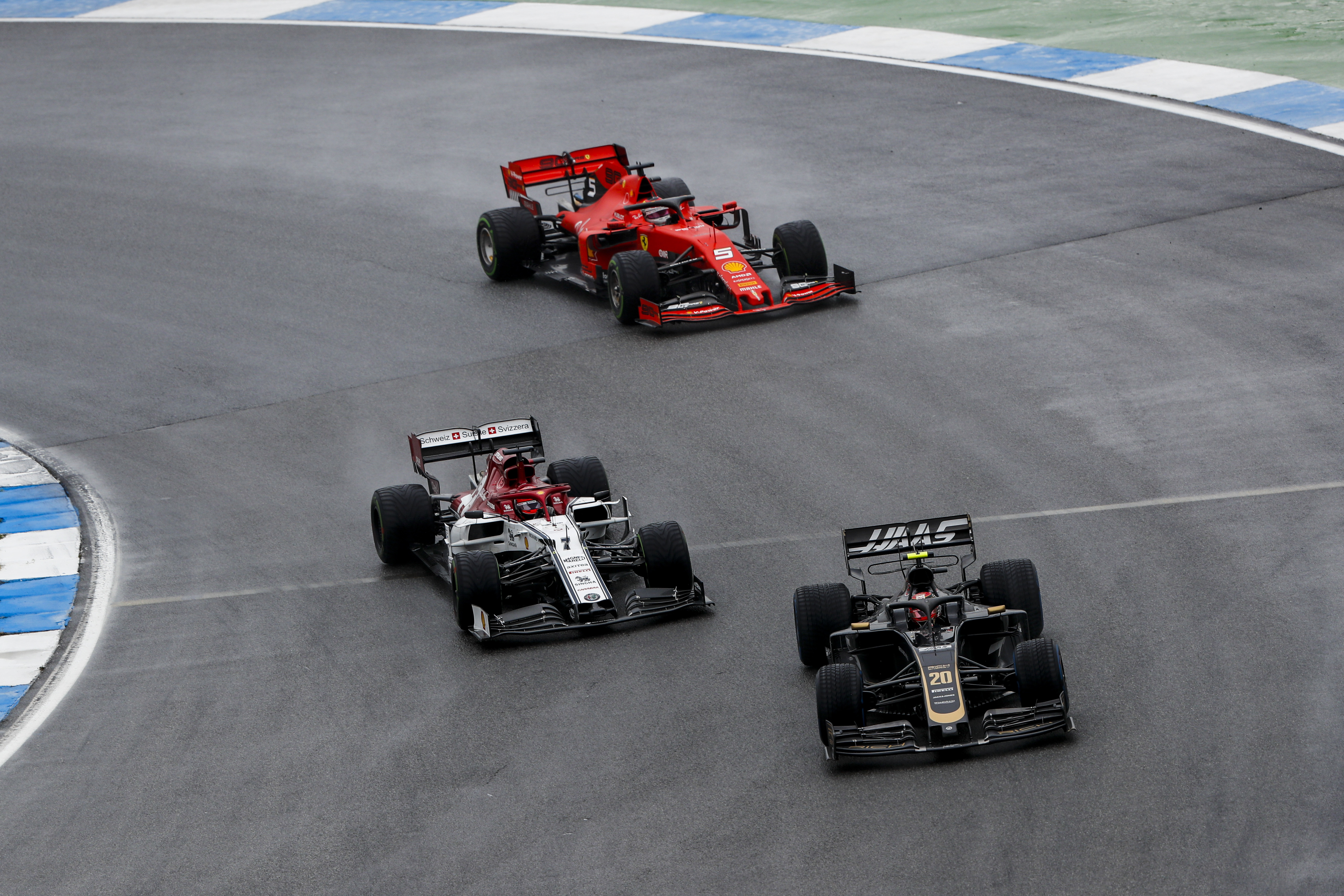 F1: Rá kell gyúrnia a lepattanókra az Alfa Romeónak
