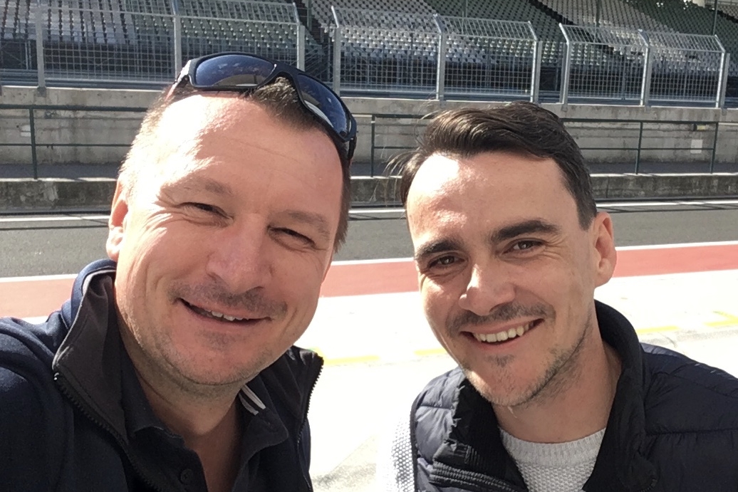 Szujó Michelisz oldalán tér vissza az éterbe