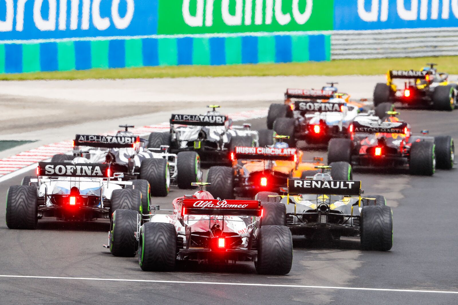 F1: Vaklárma, nem halasztják 2023-ra az új szabályokat