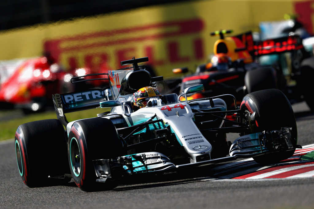 lewis_hamilton_f1_grand_prix_japan_ypdmbp3c-j7x.jpg