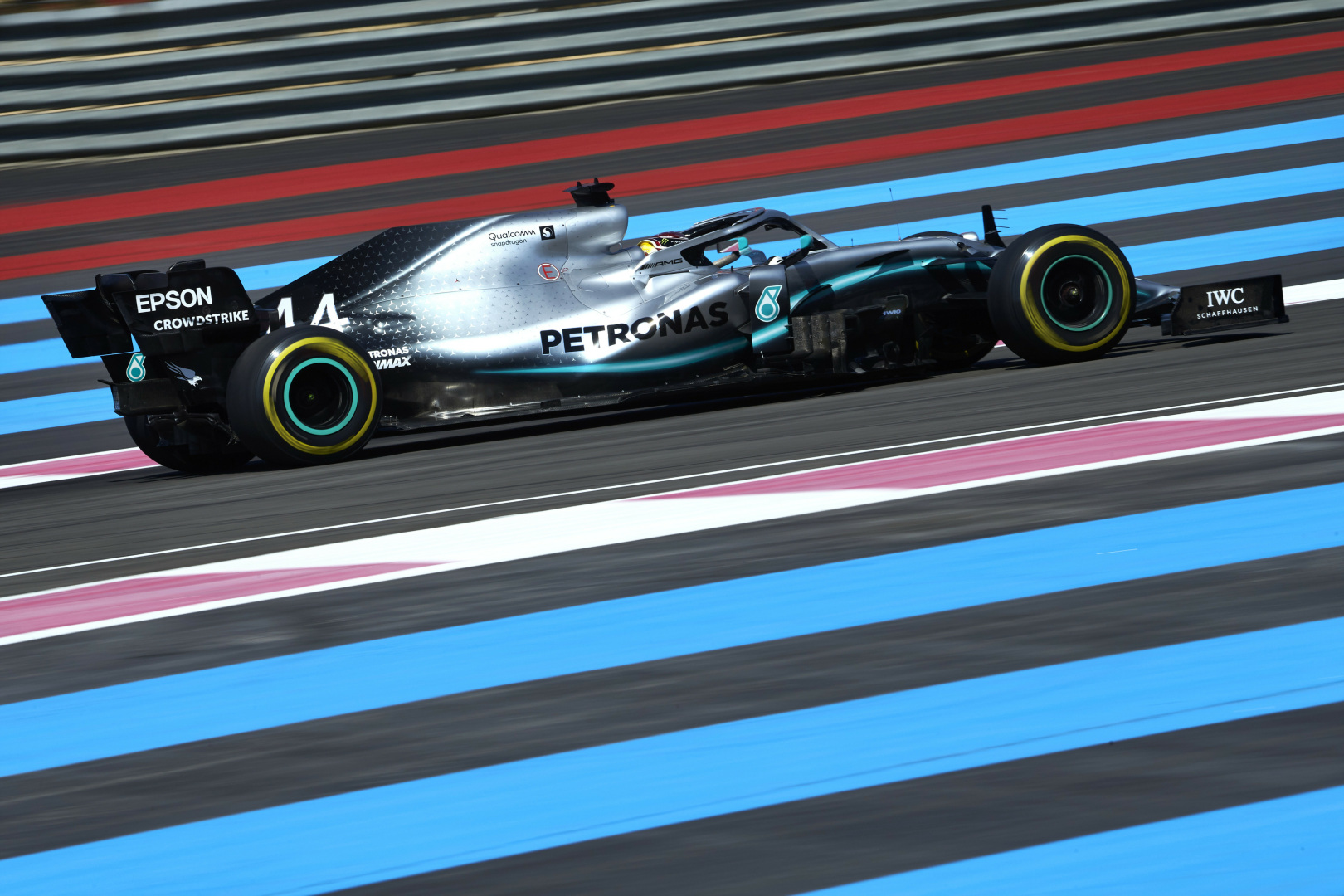 F1: Tükörsima Mercedes-siker, unalmas Francia Nagydíjon