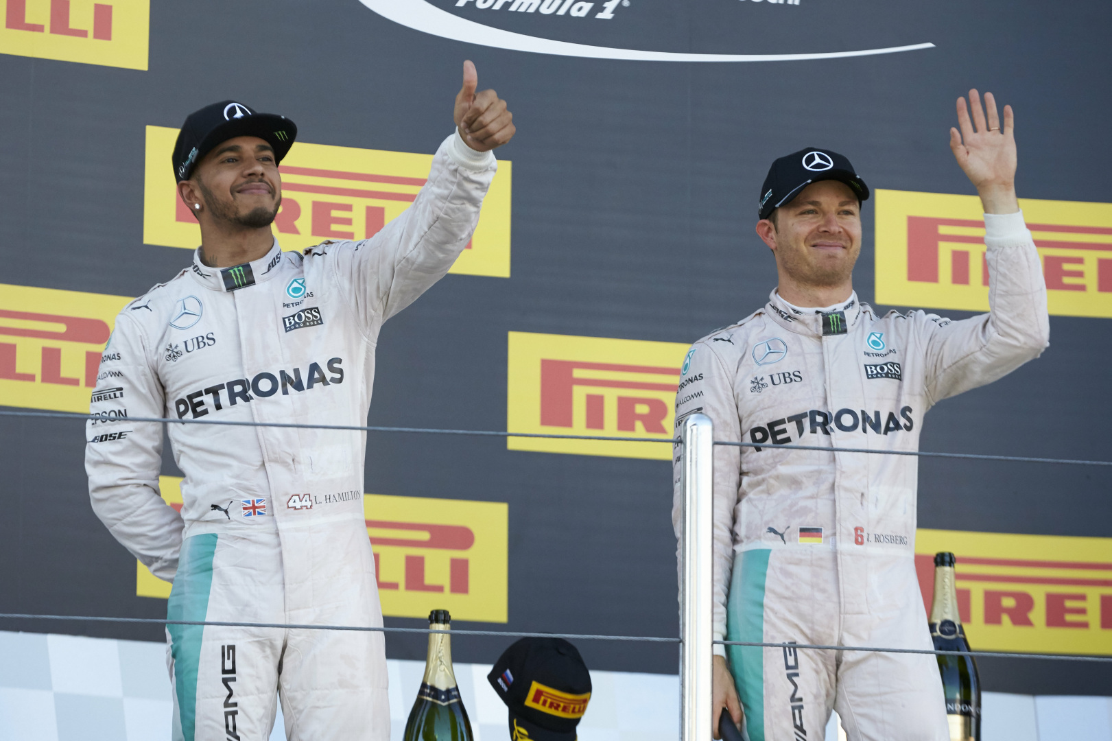 Rosberg és Hamilton újra egymásnak feszülnek – ezúttal csapattulajdonosként