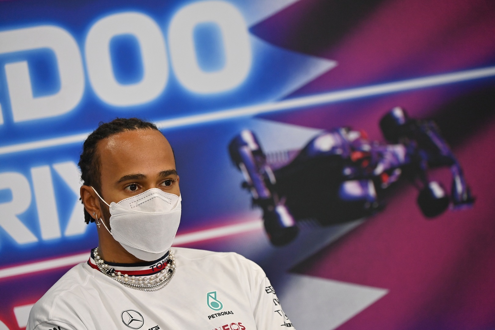 F1: Hamilton valósággal retteg a bajnoki hajrában