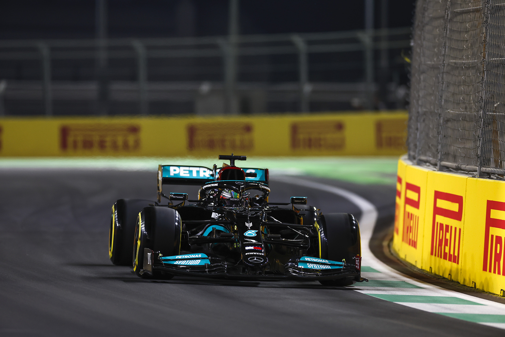 F1: Óriási dráma a végén, Hamilton a pole-ban Dzsiddában