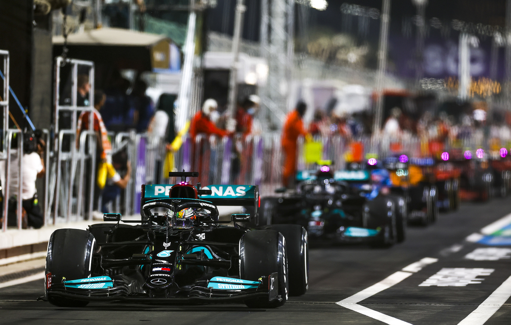 F1: Szponzori balhé a Mercedes körül, lépett a csapat