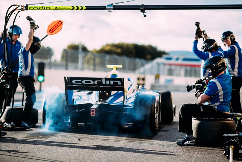 F2 - ÚJ VERSENYZŐ AZ MP-NÉL, A RÓZSASZÍN ARDEN ÉS A PAUL RICARD-I TESZTEK