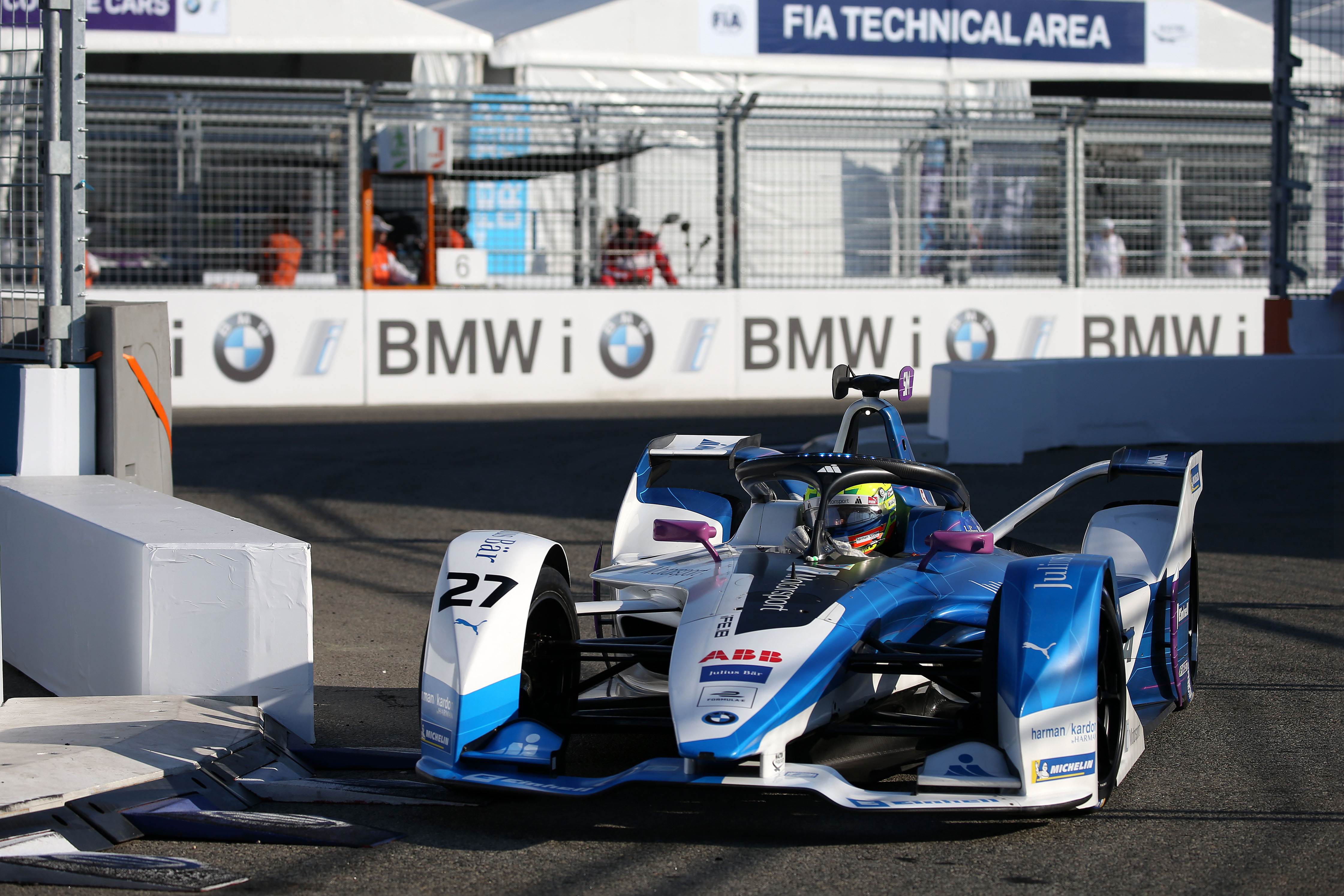 Formula-E: A BMW újoncáé a pole a szezonzárón, Vergne a 12. helyről duplázhat