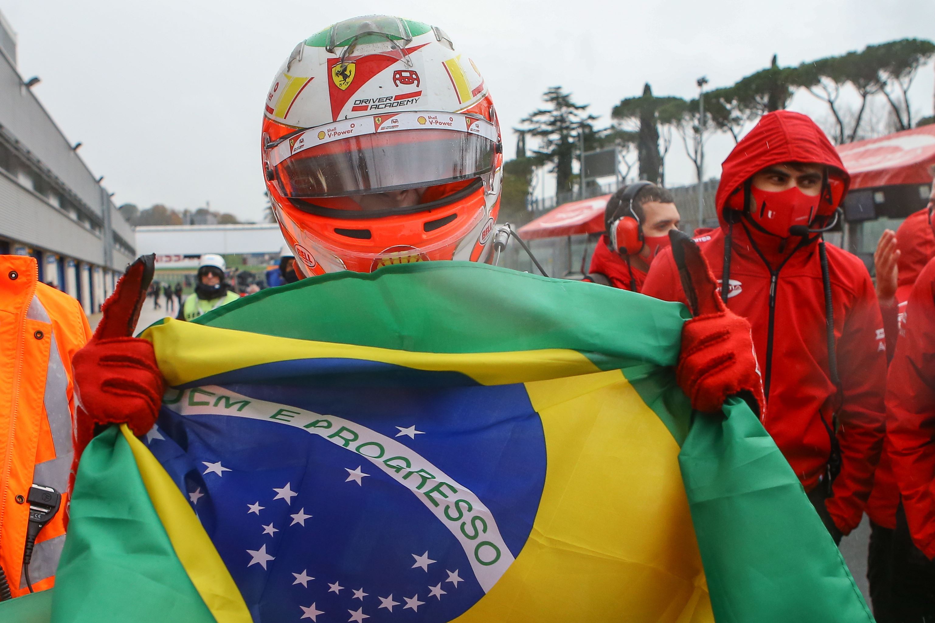 Az F2-ben folytatja a Ferrari távozó bajnoka