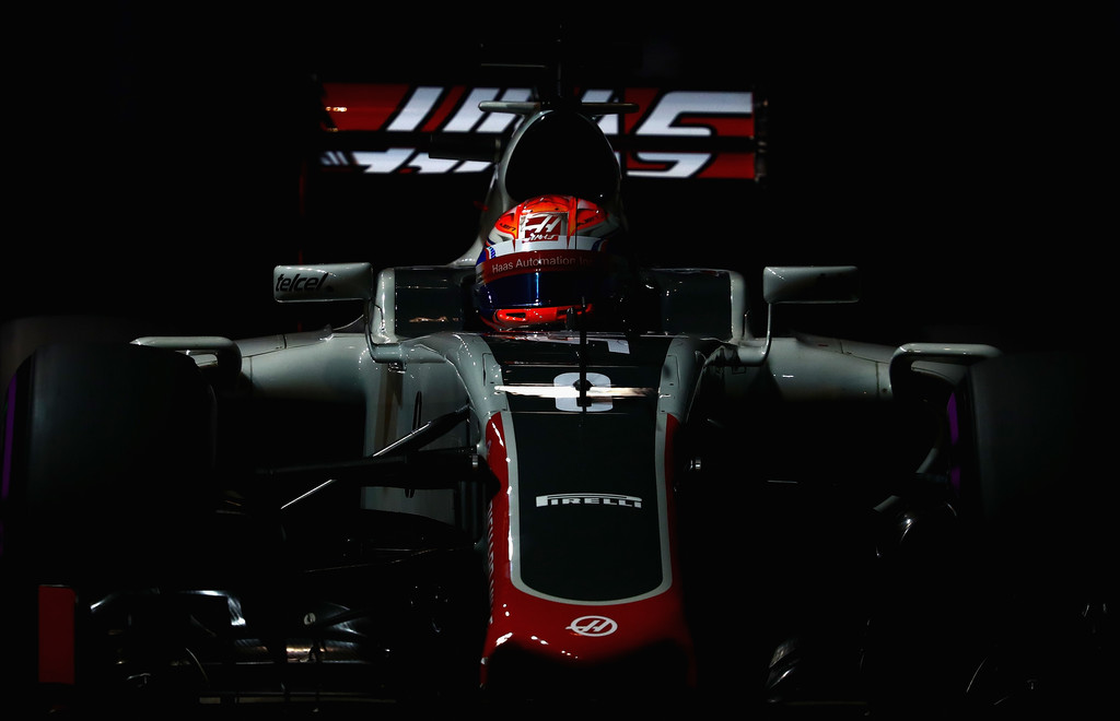 romain_grosjean_f1_grand_prix_singapore_qualifying_zy3kxh2v515x.jpg