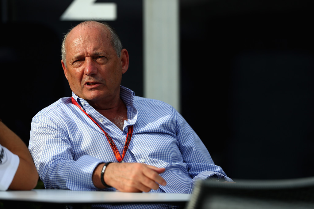 ron_dennis_australian_f1_grand_prix_previews_zhqmkiol8clx.jpg