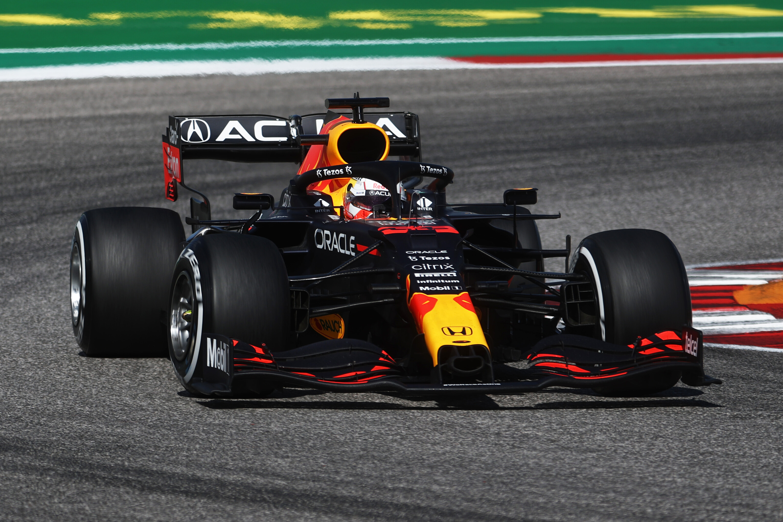 F1: Idegtépő hajrá, Verstappen behúzta az Amerikai Nagydíjat