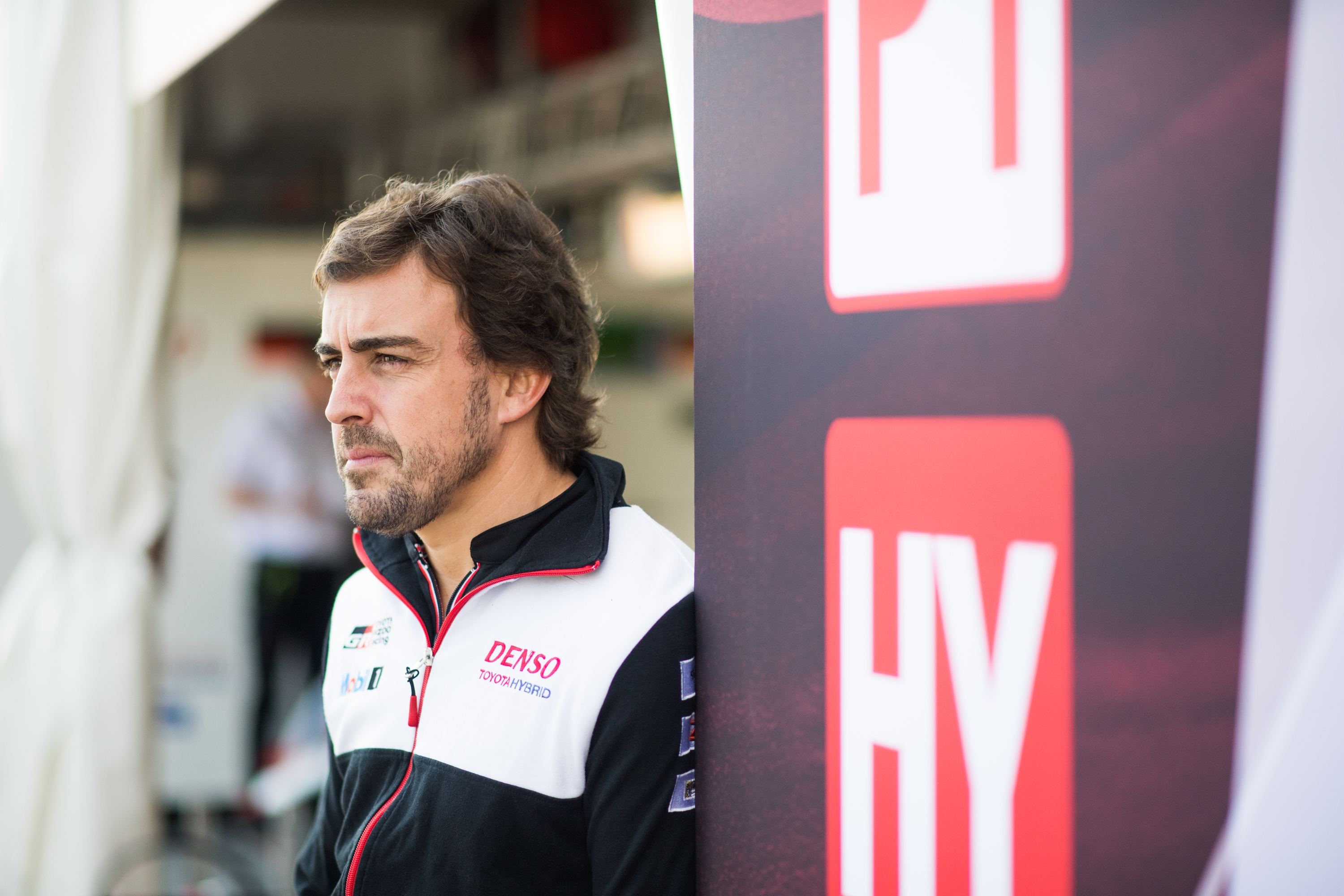 WEC - HIVATALOS: ALONSO TÁVOZIK A SZEZON VÉGÉN, DE MARAD A TOYOTÁNÁL