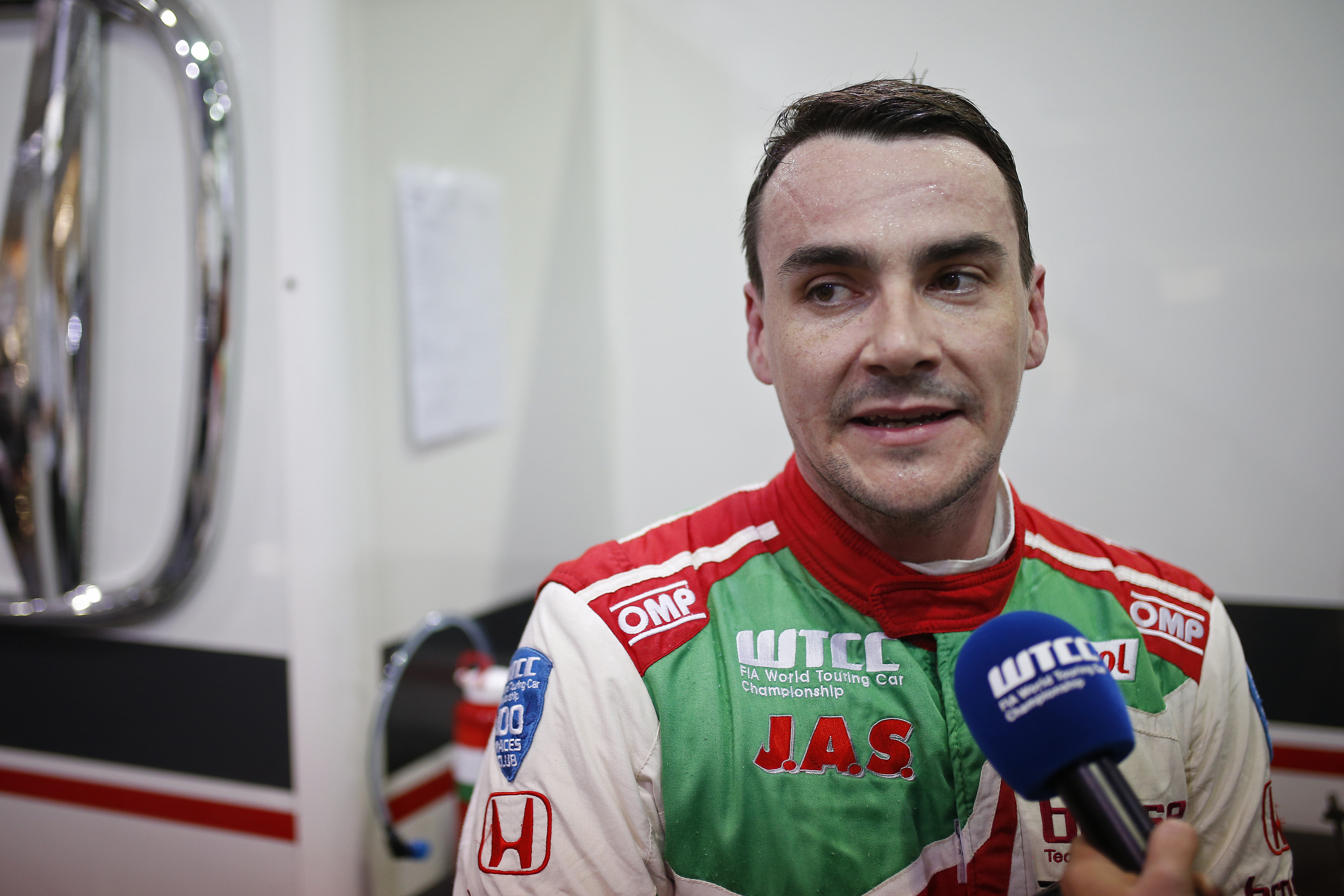 WTCC - VILÁGBAJNOKI EZÜSTÉREMMEL ÍRT TÖRTÉNELMET MICHELISZ NORBERT!