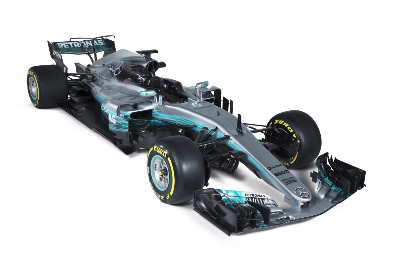 Csapat: Mercedes AMG Petronas F1 Team<br />Autó: W08 EQ Power +<br />Motor: Mercedes<br /><br />Versenyzők: Lewis Hamilton (#44), Valtteri Bottas (#77)<br />2016-os helyezés a konstruktőri pontversenyben: 1. (765 pont)