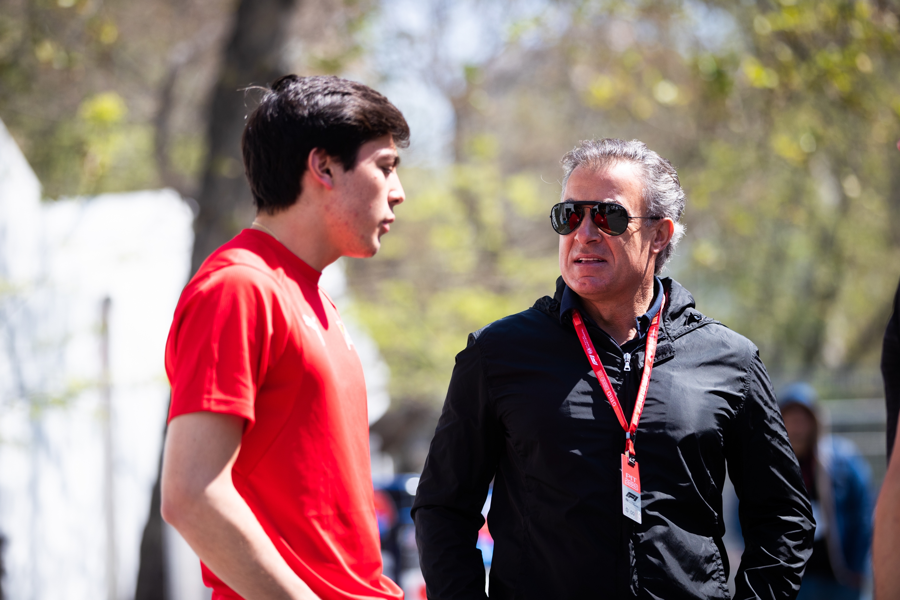 F1: Eladta Ferrariját Jean Alesi, hogy fia az F2-ben versenyezhessen