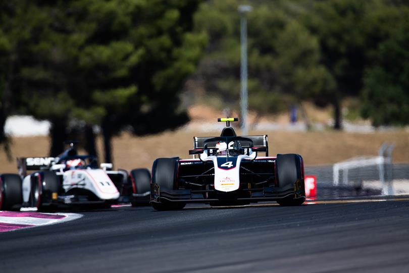 F2: De Vries az új éllovas, Schumachert saját csapattársa kaszálta el a Paul Ricard-on