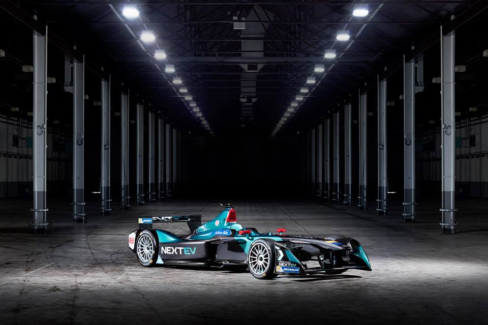 FORMULA E - BEJELENTETTE 2016/2017-ES VERSENYZŐIT A NEXTEV TCR