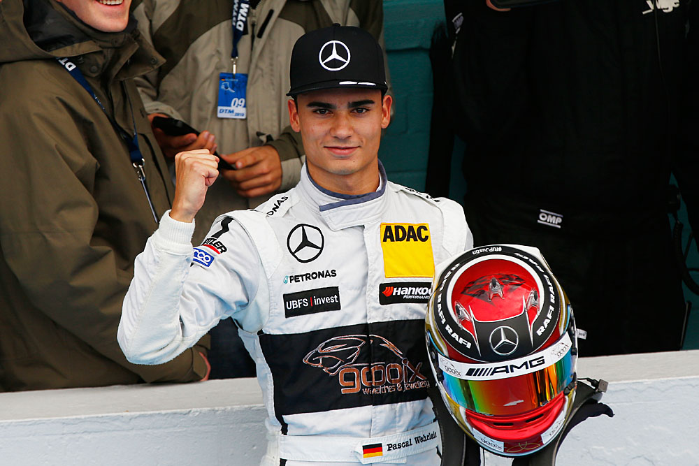 F1, DTM - HIVATALOS: VISSZATÉR A DTM-BE PASCAL WEHRLEIN