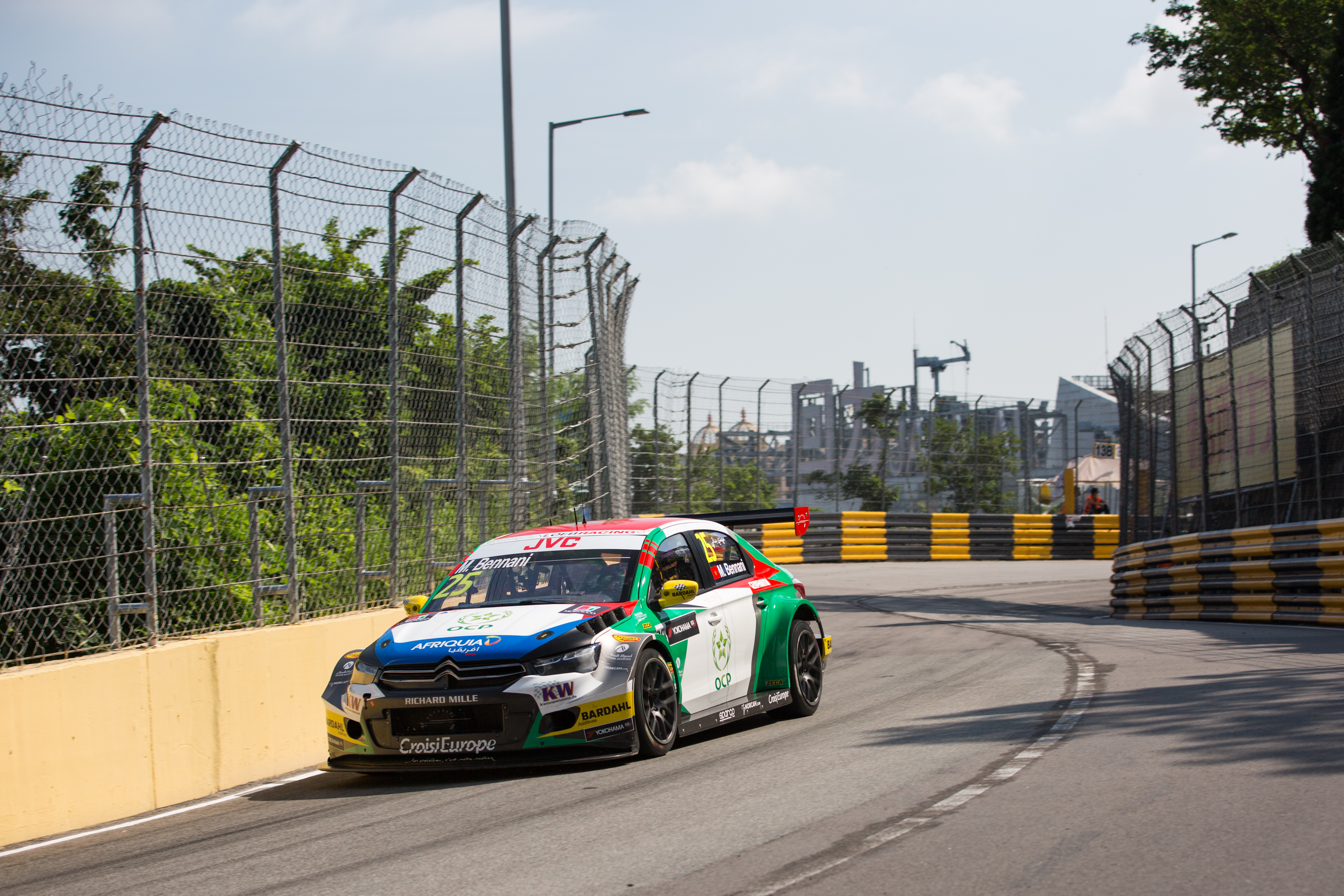 WTCC - BENNANI NYERTE A NYITÓFUTAMOT, MICHELISZ A FALBAN, DE ÖTÖDIK