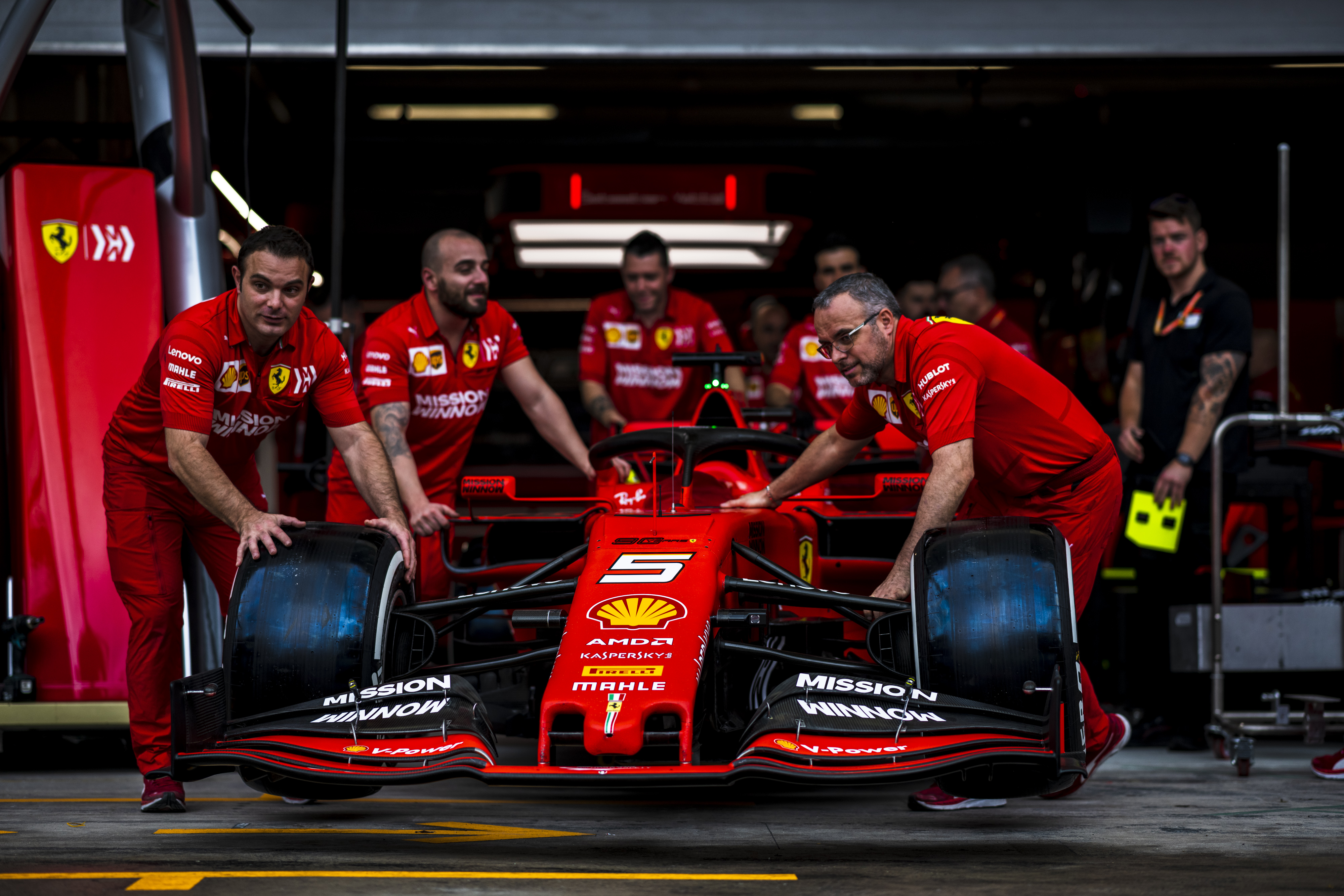 F1: Ferrari-alkatrészeket foglalt le az FIA