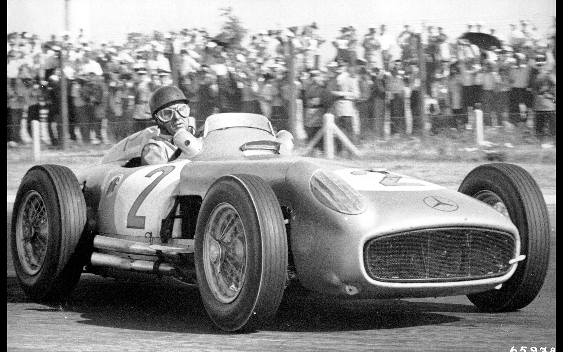 1954-1955-mercedes-benz-w196-r-silver-arrow-monoposto-juan-manuel-fangio-argentinian-grand-prix-1955-1920x1200.jpg