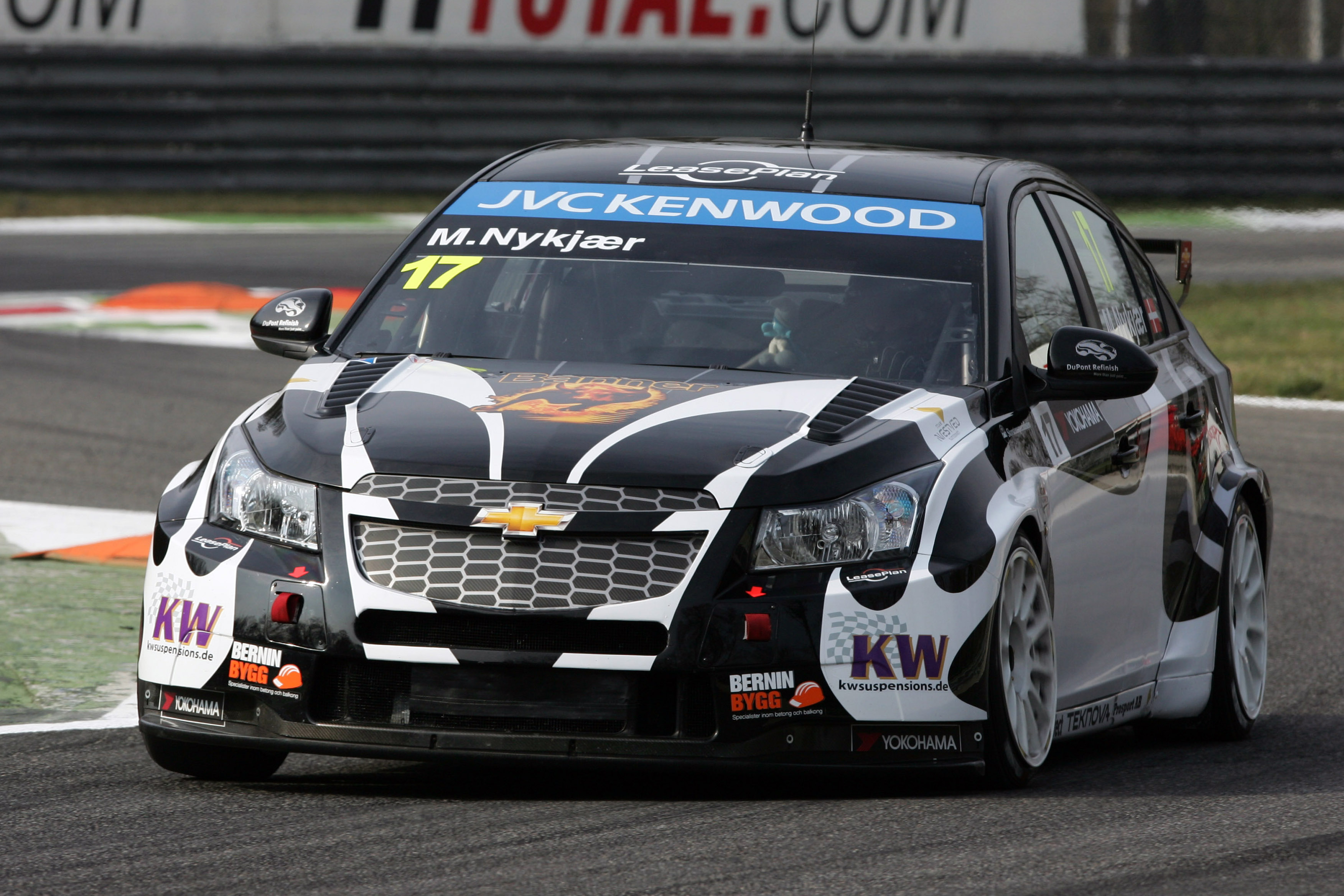 2013_wtcc_car_17_nykjaer.jpg