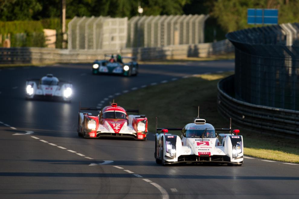 2014-24-heures-du-mans-2-audi-sport-team-joest-_deu_-audi-r18-e-tron-quattro-sba-1424a-dsc-3552_hd.jpg