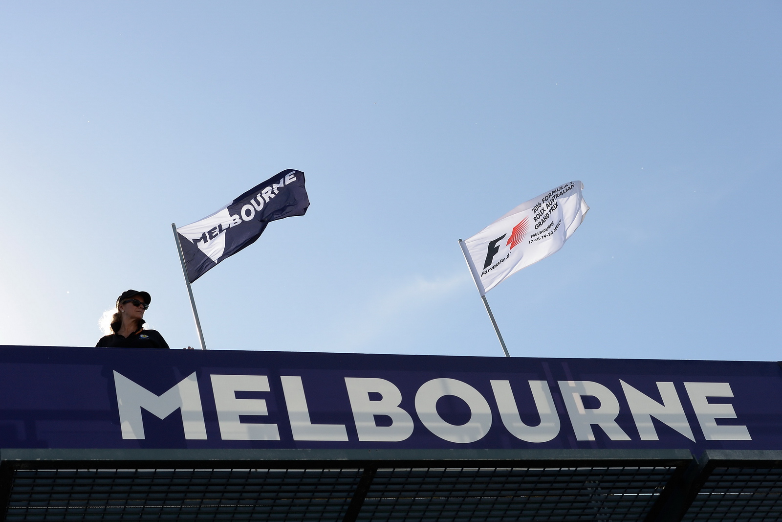 F1 - A 2017-ES AUTÓK MIATT VÁLTOZTATNI KELL A MELBOURNE-I PÁLYÁN