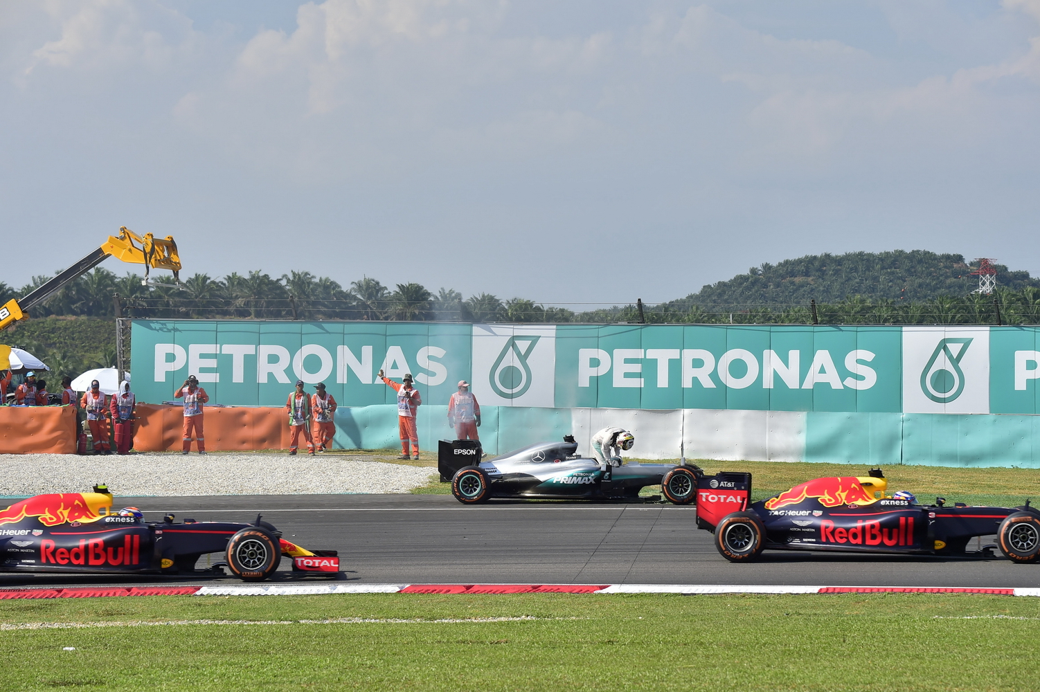 2016_malaysia_gp_race_143.jpg