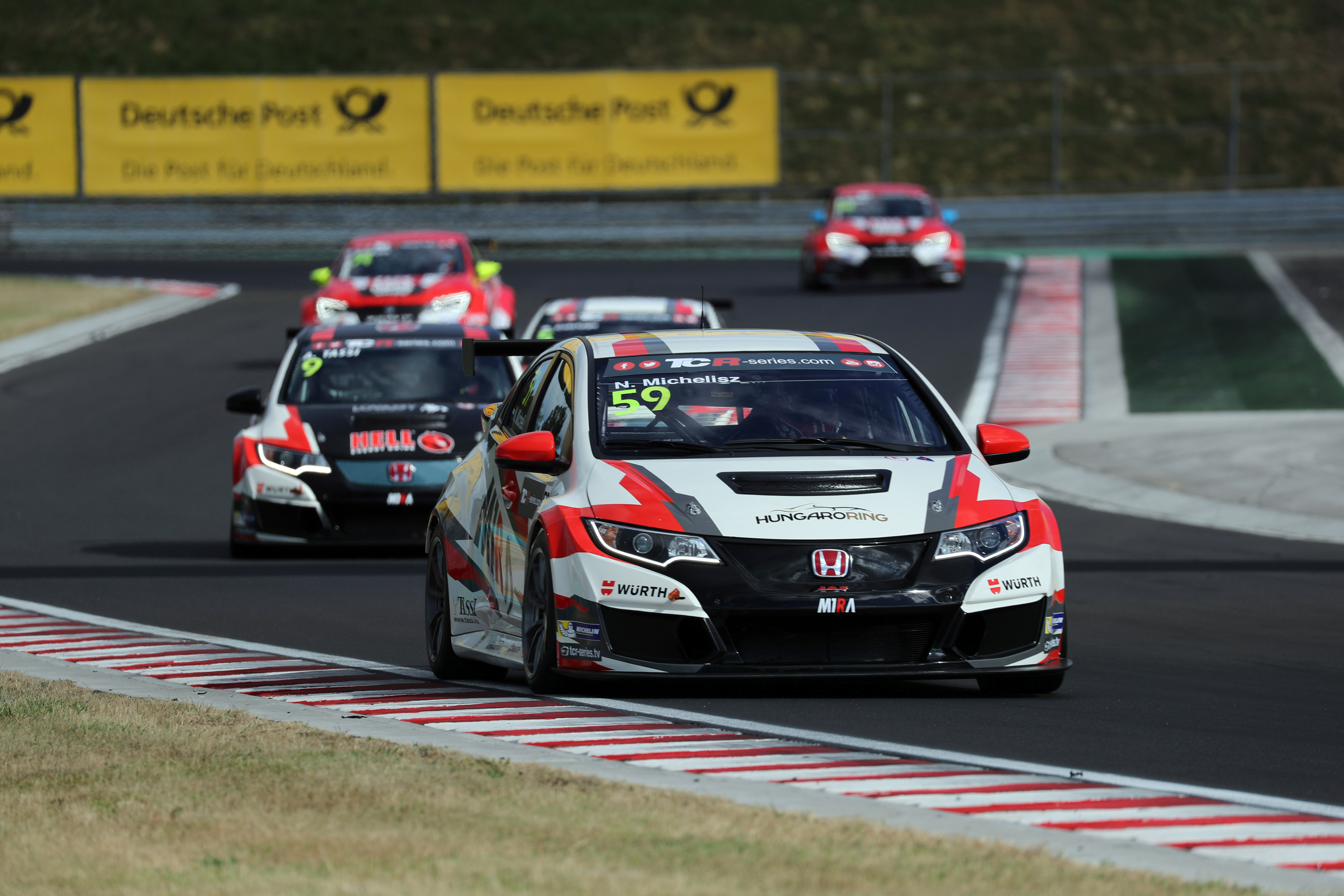 2017-2017_hungaroring_saturday---59_norbert_michelisz_69.jpg