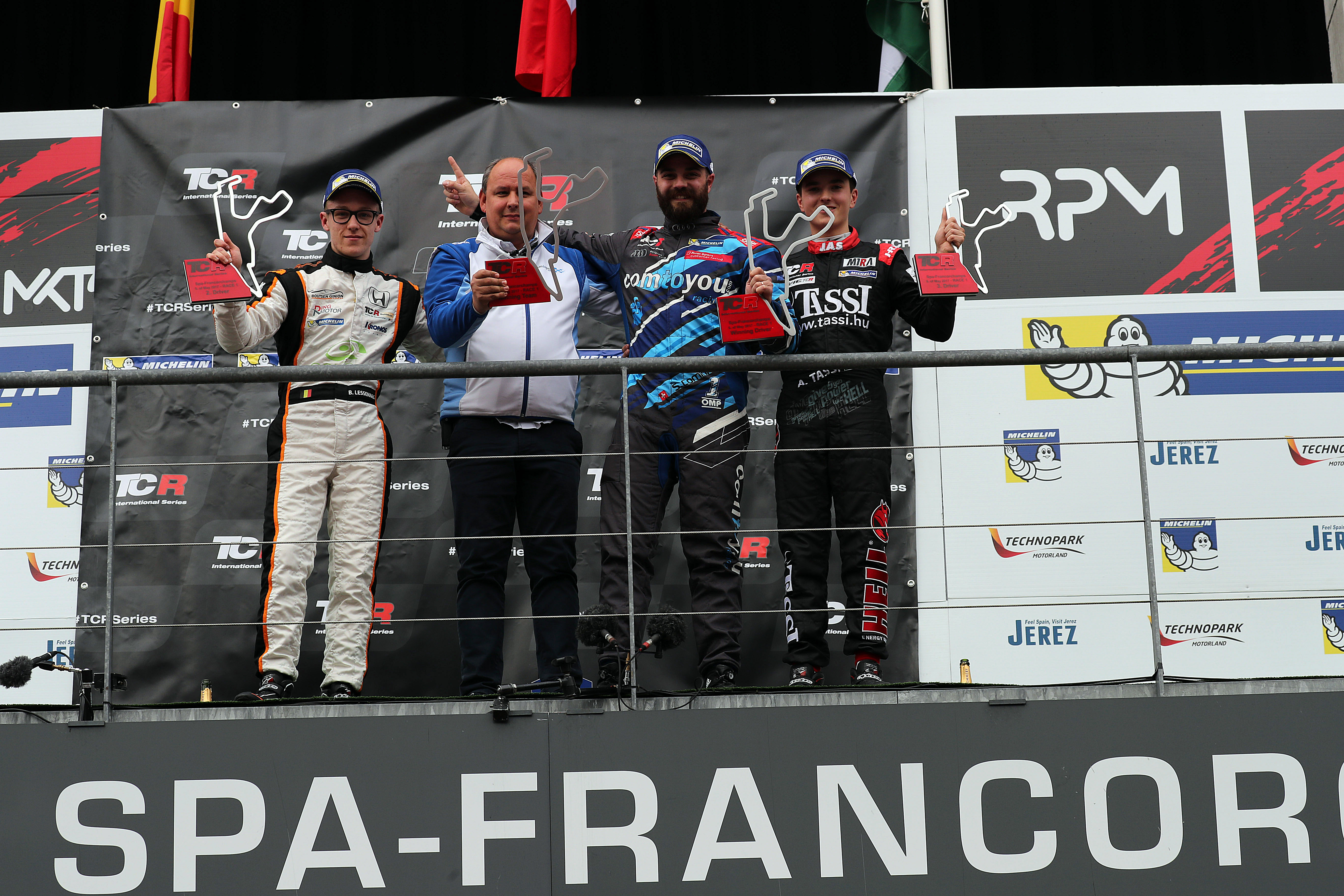 2017-2017_spa_race_1---podium_race1_10.jpg