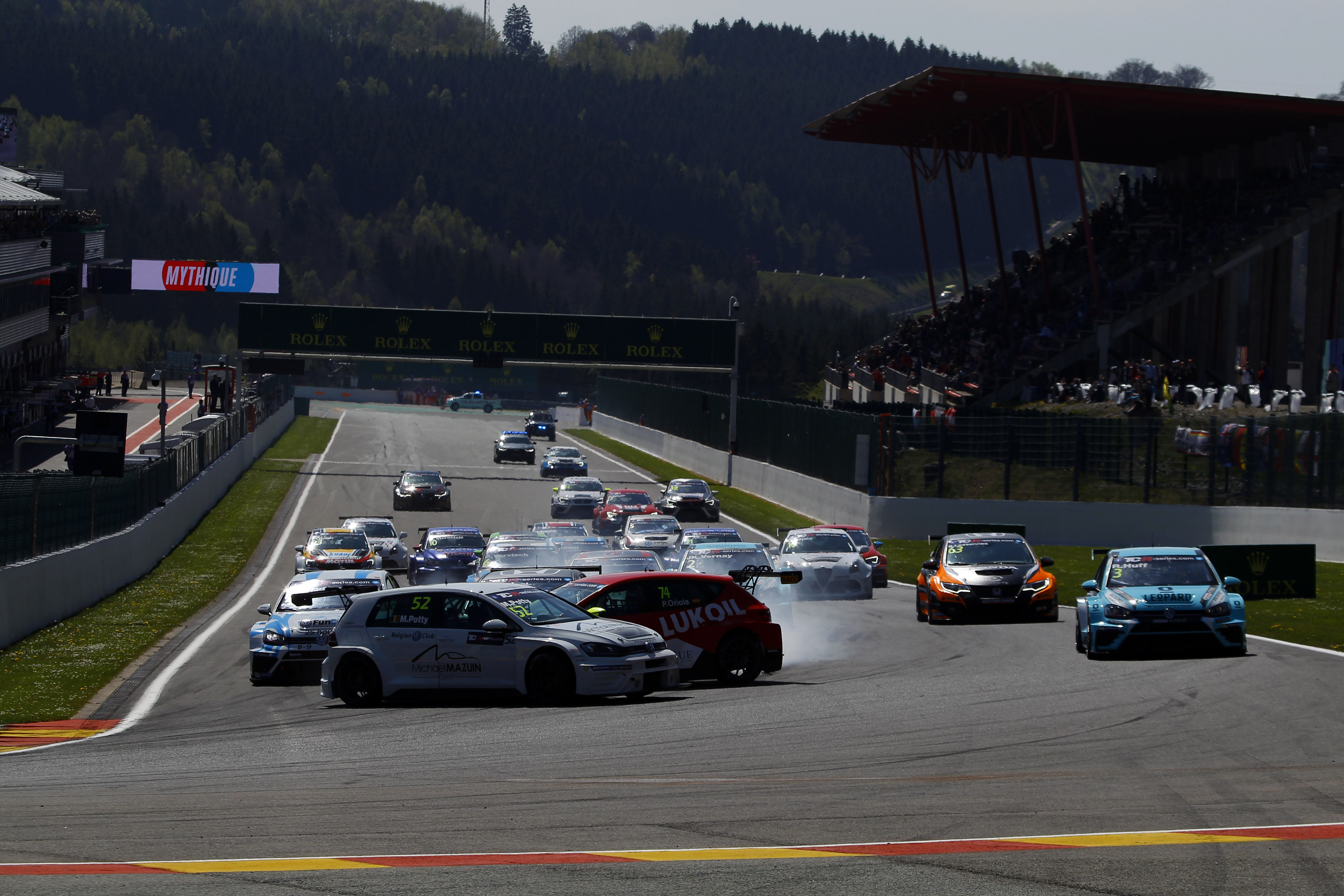 2017-2017_spa_race_2---start_race2_4.jpg