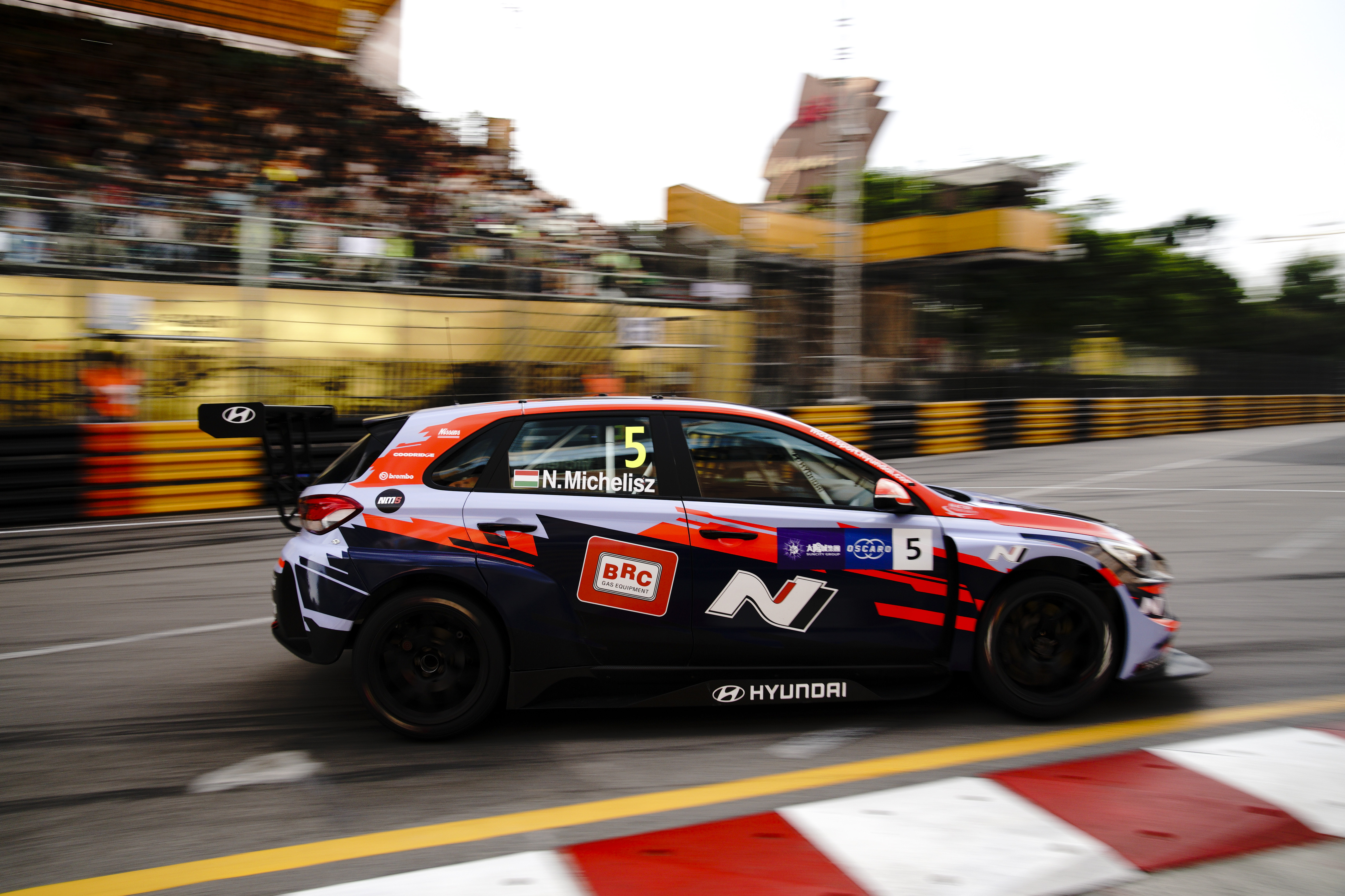 WTCR: Michelisz újra a bajnokság élén, Mulleré az első makaói felvonás