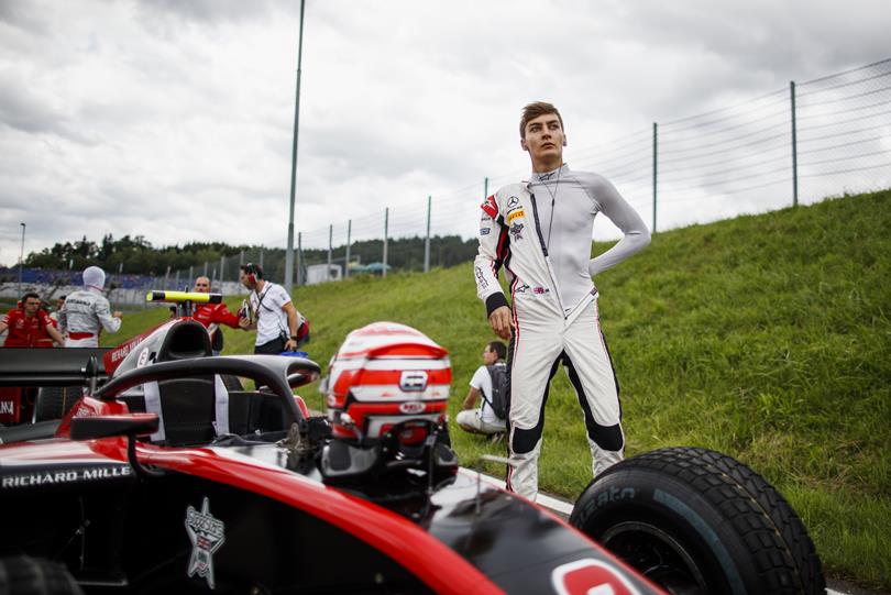 F2 - ISMÉT A POLE-BAN A MERCEDES PROTEZSÁLTJA