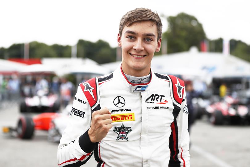 F2 - RUSSELL VERHETETLEN?