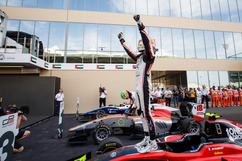 GP3 - PULCINI NYERTE AZ ARAB FŐFUTAMOT, HUBERT BAJNOK