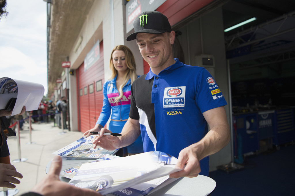 alex_lowes_world_superbikes_qualifying_hma34htxqiux.jpg