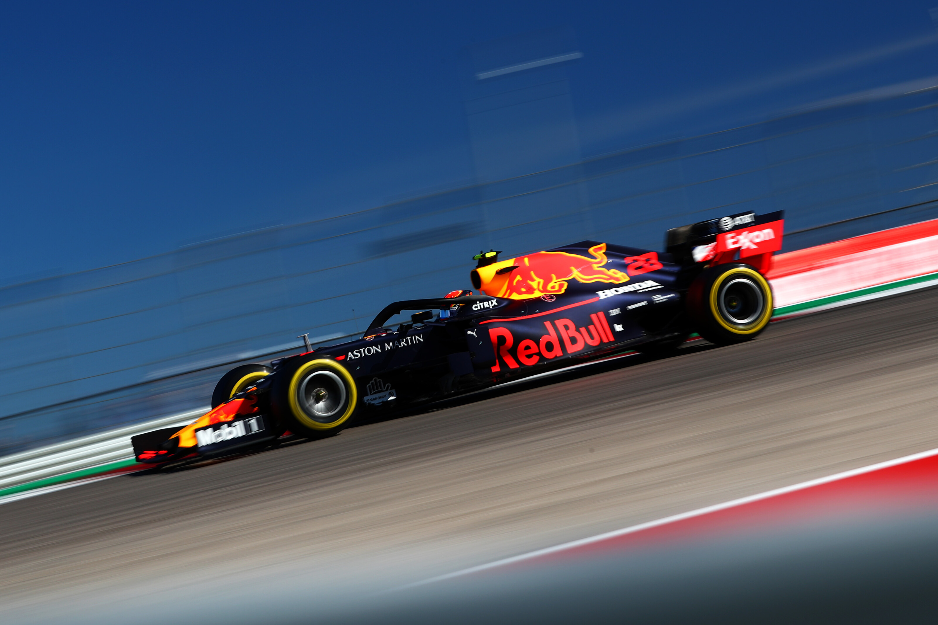 F1: Döntött a Red Bull – megvan, ki lesz jövőre Verstappen csapattársa!