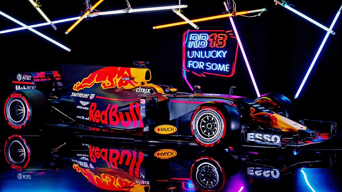 Csapat: Red Bull Racing<br />Autó: RB13<br />Motor: TAG-Heuer (Renault)<br /><br />Versenyzők: Daniel Ricciardo (#3), Max Verstappen (#33)<br />2016-os helyezés a konstruktőri pontversenyben: 2. (468 pont)