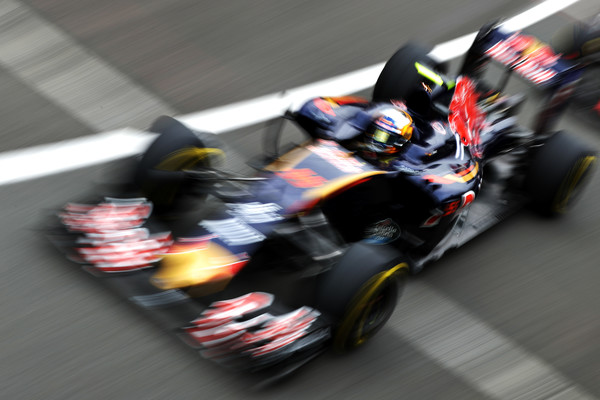 carlos_sainz_f1_grand_prix_great_britain_qualifying_lztdk4eoq-fl.jpg