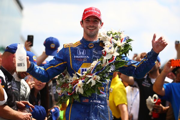 INDYCAR - ELKÉPESZTŐ: ALEXANDER ROSSI NYERTE A 100. INDIANAPOLIS 500-AT!