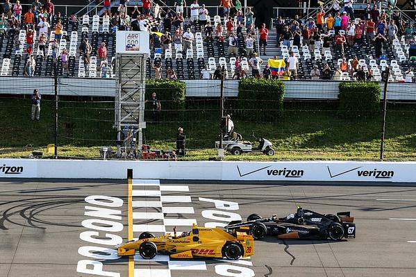 INDYCAR - HUNTER-REAY NYERTE A POCONOI ŐRÜLETET, WILSON FEJSÉRÜLÉSEKET SZENVEDETT!