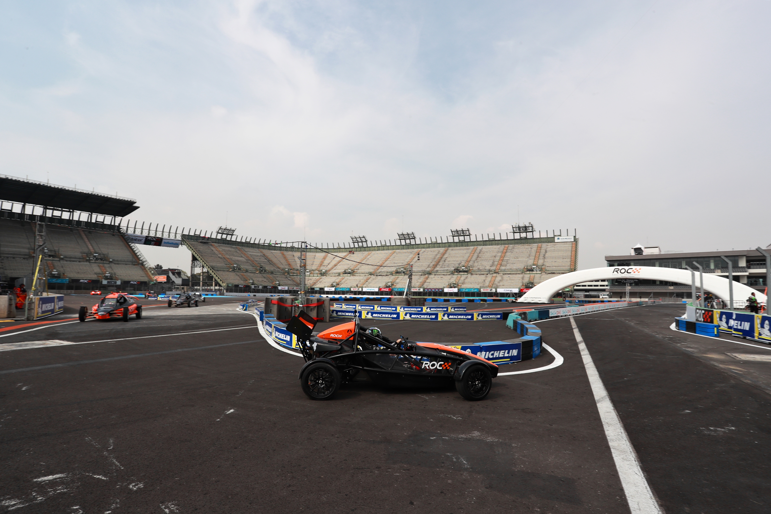 competitors_practice_during_previews_to_the_race_of_champions_on_thursday_17_january_2019_at_foro_sol_mexico_city_mexico_0068.JPG