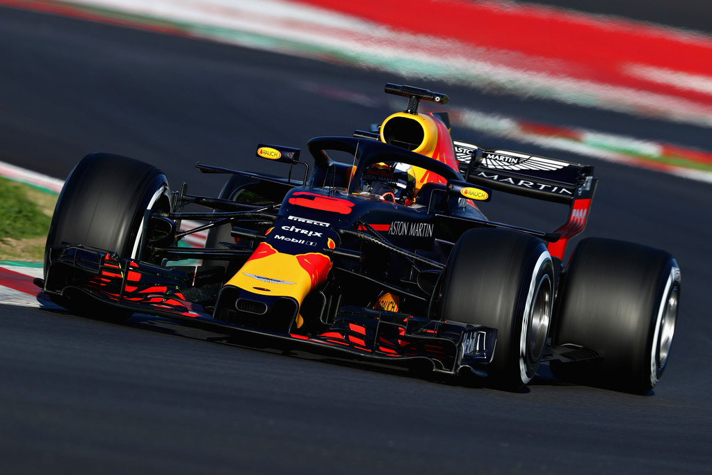 daniel_ricciardo_f1_winter_testing_barcelona_ekru5xjphr9x.jpg