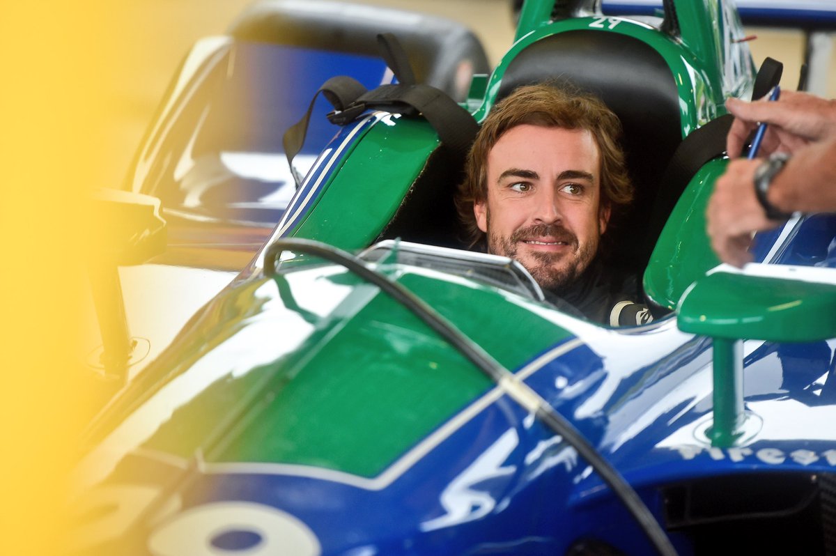 INDYCAR - ALONSO ÉLVEZTE AZ ELSŐ 2018-AS INDYCAR-BEVETÉST