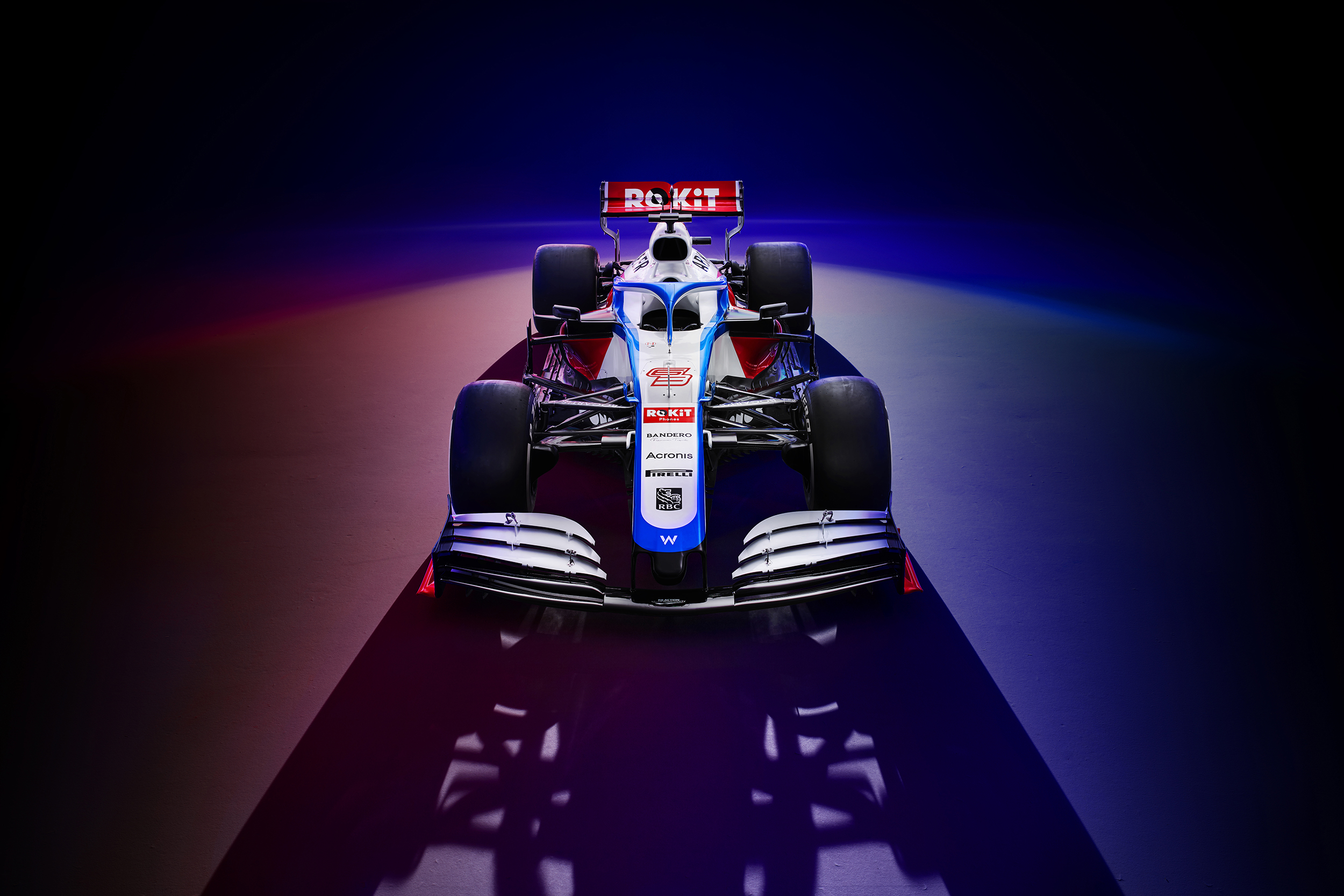 Szemből a Williams 2020-as autója, az FW43.<br />Fotó: ROKiT Williams Racing / Twitter