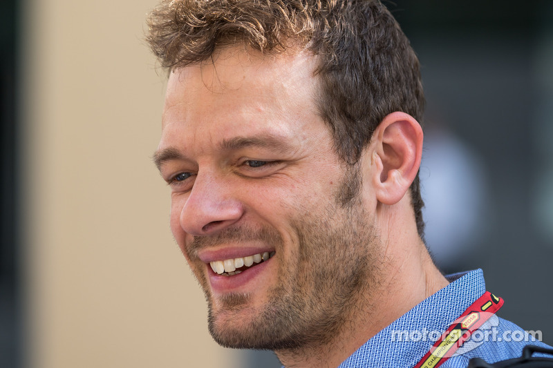 f1-abu-dhabi-gp-2014-alexander-wurz.jpg