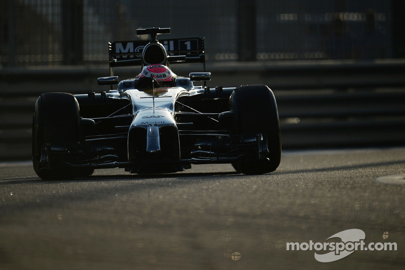 f1-abu-dhabi-gp-2014-jenson-button-mclaren-mp4-29.jpg