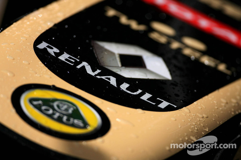 F1 - HA JÖN A RENAULT, AZONNAL NEVET VÁLT A LOTUS